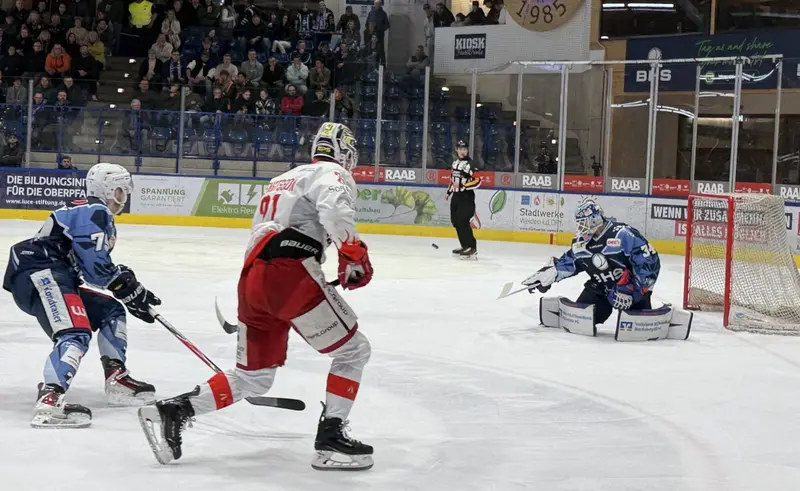 Bad Nauheim erteilt den Blue Devils eine bittere Lehrstunde