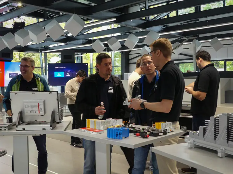 KI in der Industrie: „AI meets Automation“ begeistert in Weiherhammer