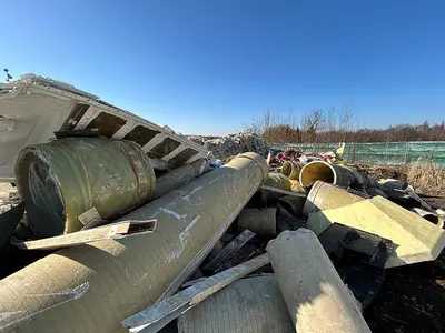 Prozess gegen Recycling-Unternehmer beginnt - Vorwurf: 700 Tonnen Windkraft-Schrott in Tschechien abgekippt