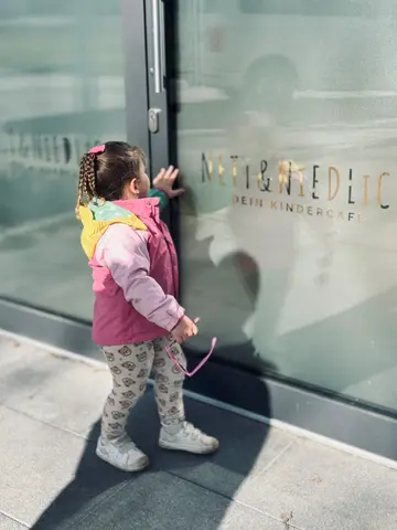 Klinikzwerge besuchen Kinder-Café Nett & Niedlich in Weiden