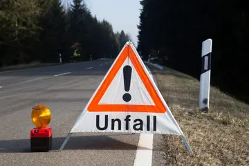 Schwerer Lkw-Unfall bei Etzenricht mit mehreren Verletzten