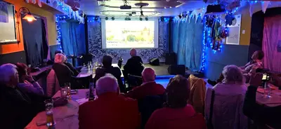 Filmische Reisen rund um den Globus