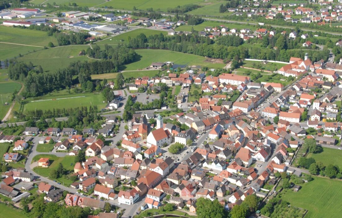 Amberg/Weiden. 29 Kommunen erhalten 20,7 Millionen Euro an Bedarfszuweisungen und Stabilisierungshilfen für 2024, um finanzschwache Gebiete zu unterstützen. Am stärksten profitieren Auerbach, Georgenberg und Waldsassen. Weiden ist nicht dabei.