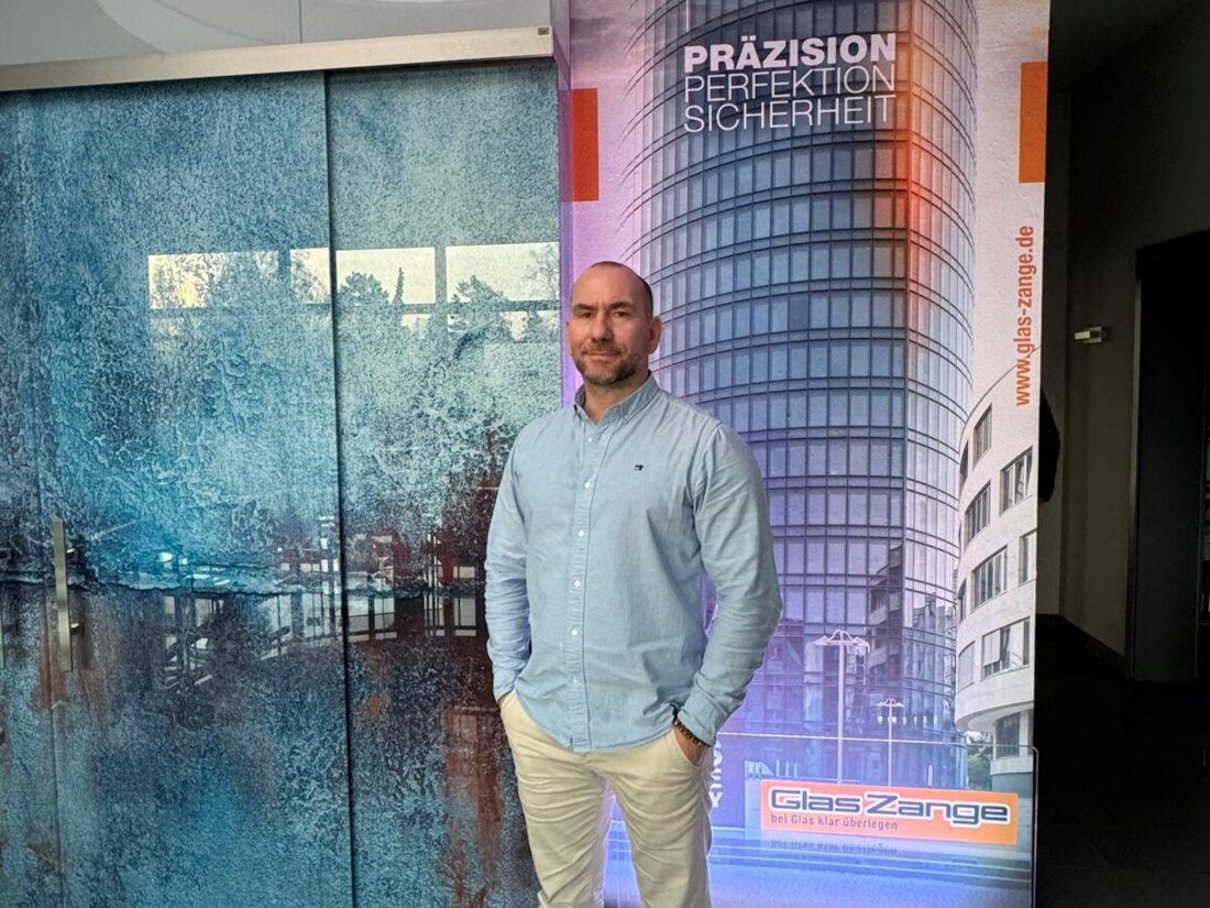 Weiden. Veränderungen bei Glas Zange: Sebastian Wolfrath (38) wird neuer Geschäftsführer. Er ist zudem künftig Hauptgesellschafter. Günther Hastaedt und Rainer Lindner haben einen Großteil ihrer Anteile an ihn verkauft.