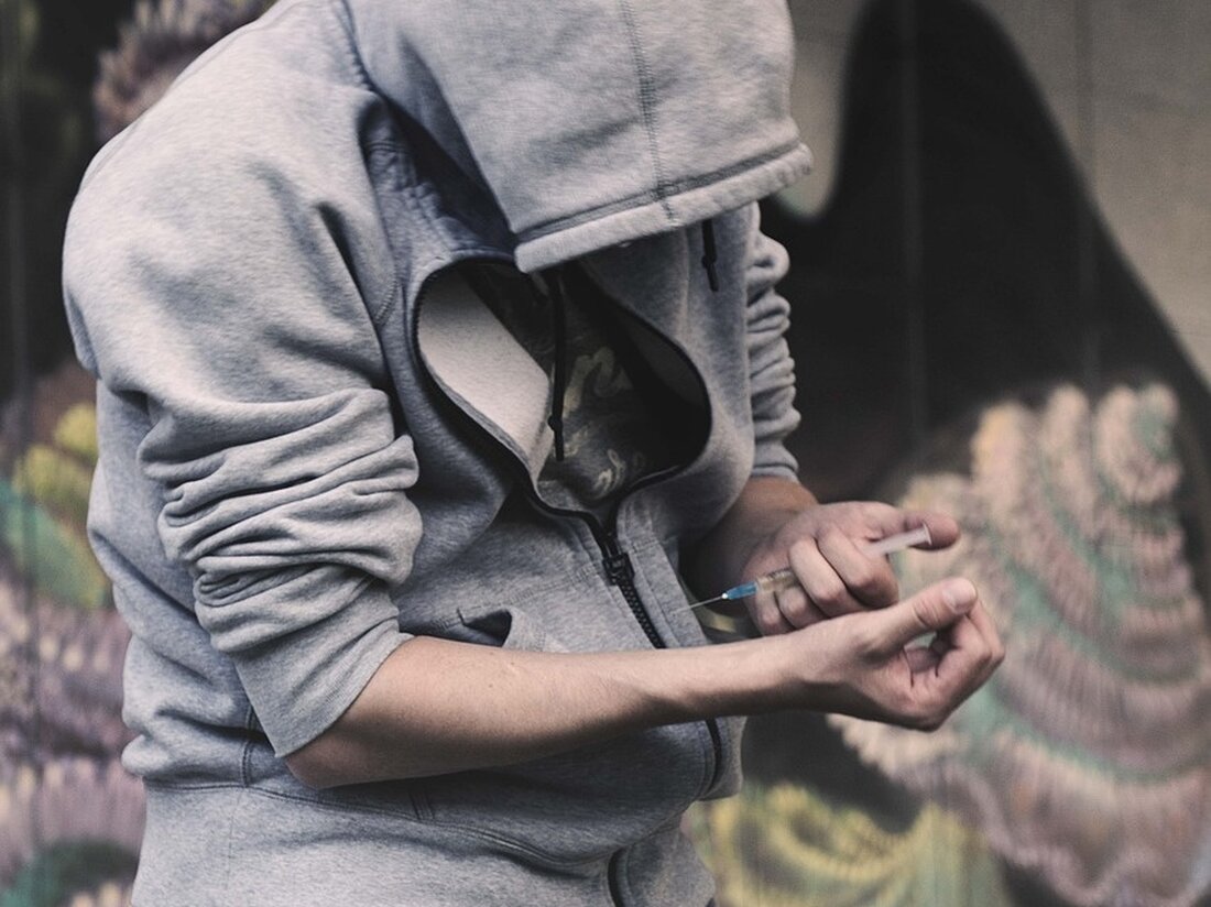 Weiden. Der bayerische Naturschutzverband LBV (Landesbund für Vogel- und Naturschutz) und die Gregor-Louisoder Umweltstiftung (GLUS) rufen die Bevölkerung dringend zur Mithilfe in einem Fall von Naturschutzkriminalität in Weiden auf.