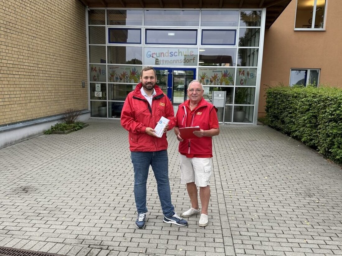 Schwandorf. Im Rahmen des "Easy Going – Schulweg-Index 2025" führte der ACE einen Check an der Grundschule Ettmannsdorf durch, um die Sicherheit auf Schulwegen zu verbessern. Beobachtet wurden 17 Autos innerhalb von 30 Minuten, die Kinder brachten. 65 Prozent davon hielten in verbotenen Bereichen.