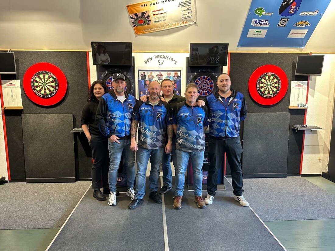 Weiden. Thomas Zanner wurde Vereinsmeister im Steeldart, "Bazi" belegte Platz 2 und Thomas Zipperer wurde Dritter. Die komplette Vorstandschaft wurde bei der JHV am 8. Februar einstimmig wiedergewählt.