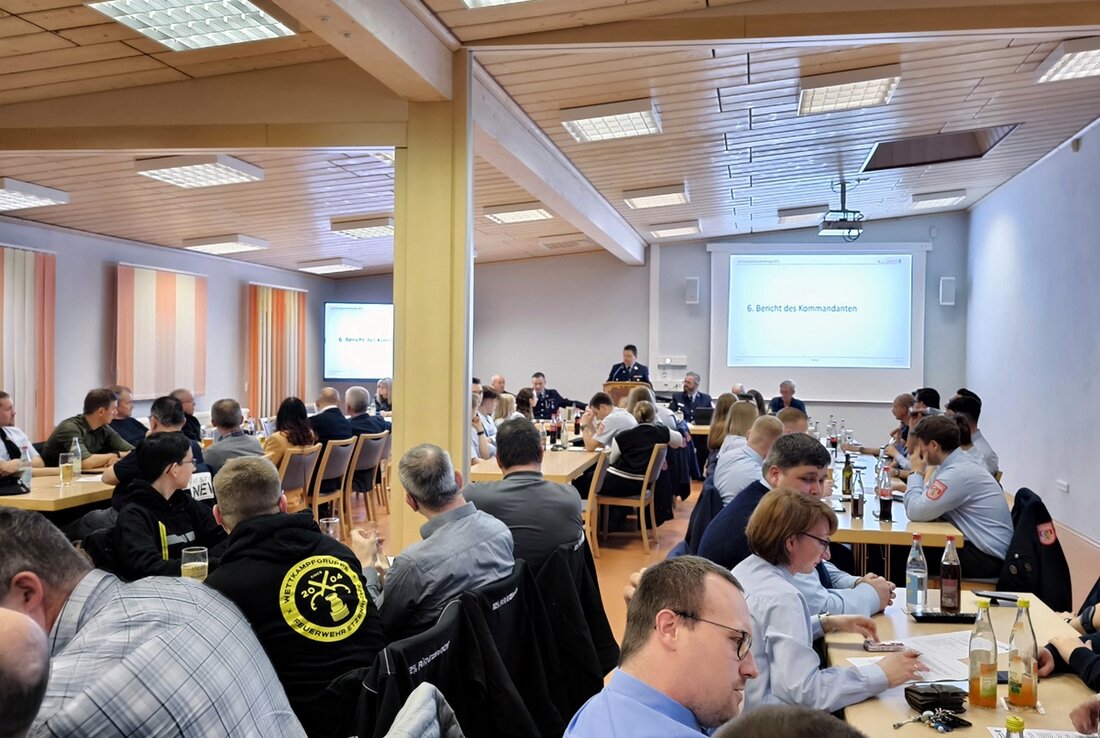 Grafenwöhr. Bei der Jahreshauptversammlung der Freiwilligen Feuerwehr Grafenwöhr blickte der Verein auf ein ereignisreiches Jahr 2024 zurück.