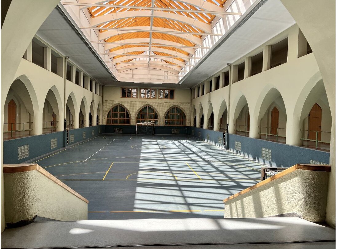 Weiden. Am Sonntag, 25. Mai um 11 Uhr ist es soweit: Der Oberpfälzer Kunstverein präsentiert seine Mitgliederausstellung zum ersten Mal an einem neuen Ort. Der Lichthof im ehemaligen Augustiner-Seminar ist die Umgebung, in der sich bis zum 29. Juni Kunst der Region in aller Vielfalt entfaltet.