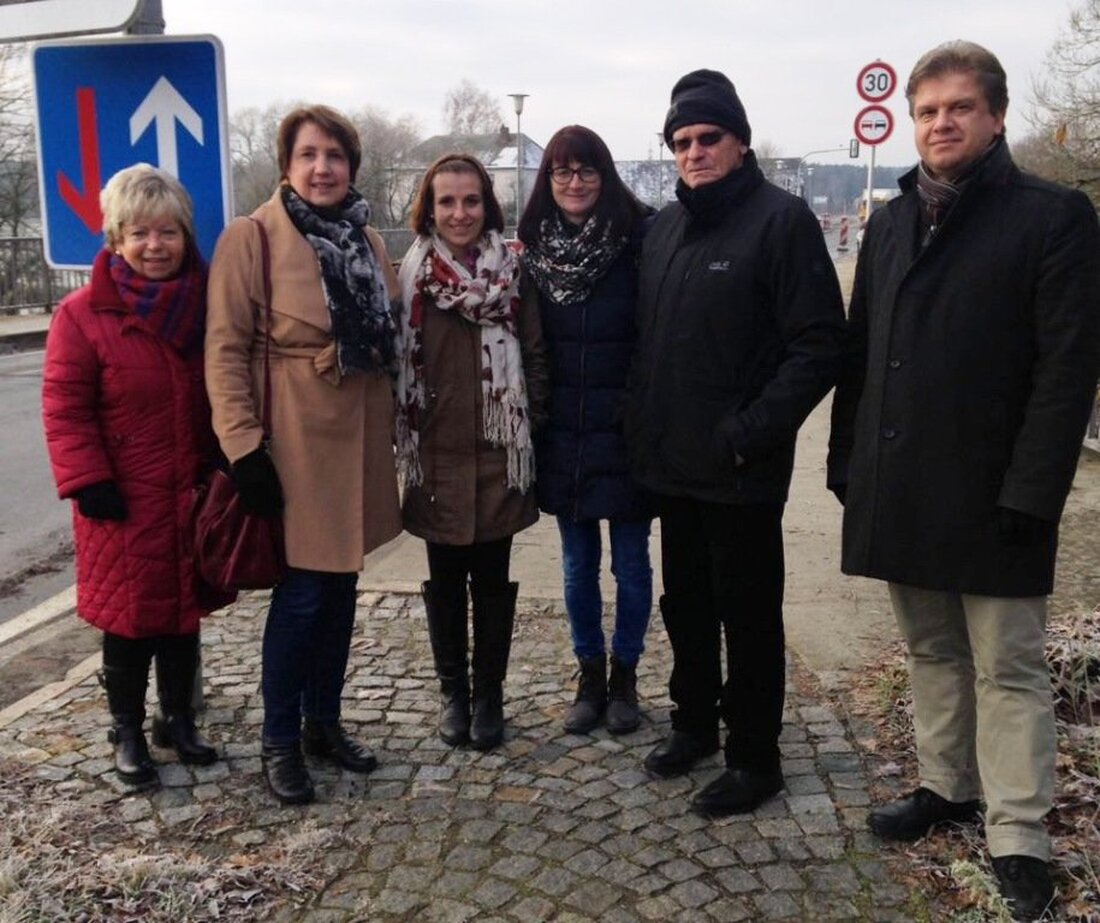 Mantel. Der miserable Zustand der Manteler Brücke über die Haidenaab und Lösungsmöglichkeiten waren Thema des Besuchs von Landtagsabgeordneter Annette Karl (SPD) in Mantel. Obwohl die Staatseinnahmen sprudelten, „vergammeln“ in Bayern [&hellip;]