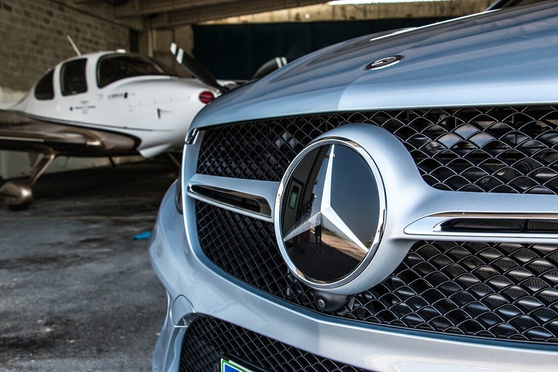 Pressath. In der Nacht von Samstag auf Sonntsg entwendeten bislang Unbekannte einen hochwertigen Geländewagen in Pressath. Das Fahrzeug war mit der KeylessGo Technologie ausgerüstet. Im Schutz der Dunkelheit der Nacht [&hellip;]