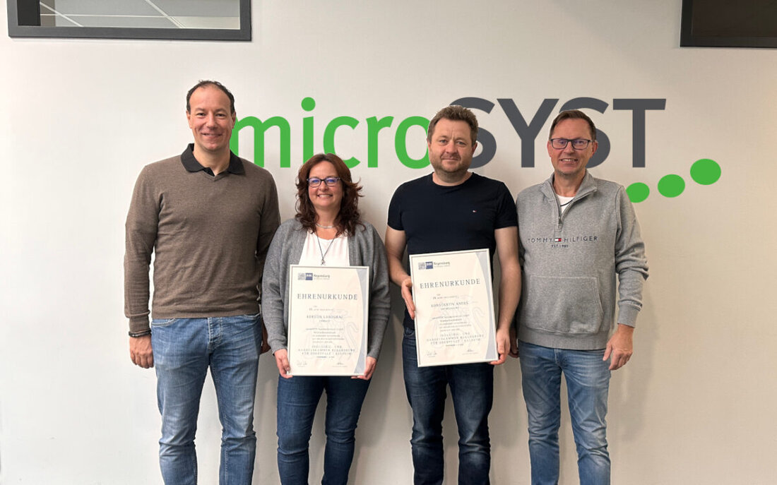 Windischeschenbach. microSYST Systemelectronic ehrt langjährige Mitarbeitende: drei für 25 Jahre, einer für zehn Jahre Betriebszugehörigkeit. Ein Signal für Beständigkeit und Innovationskraft in der Region.