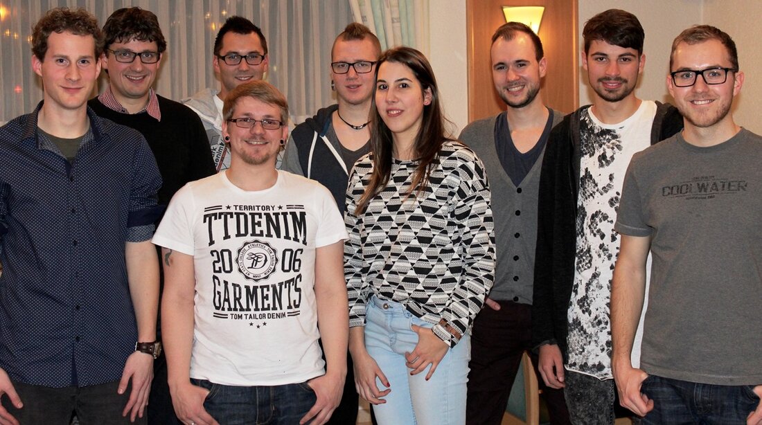 Vohenstrauß. Bei der Jahreshauptversammlung der Musikinitiative konnte der Vorsitzende Hannes Gilch auf ein erfolgreiches Jahr zurückblicken. Die Finanzen sind stabil, die Mitgliederzahl steigt, und auch die eigenen Projekte machen stolz. Sichtlich [&hellip;]