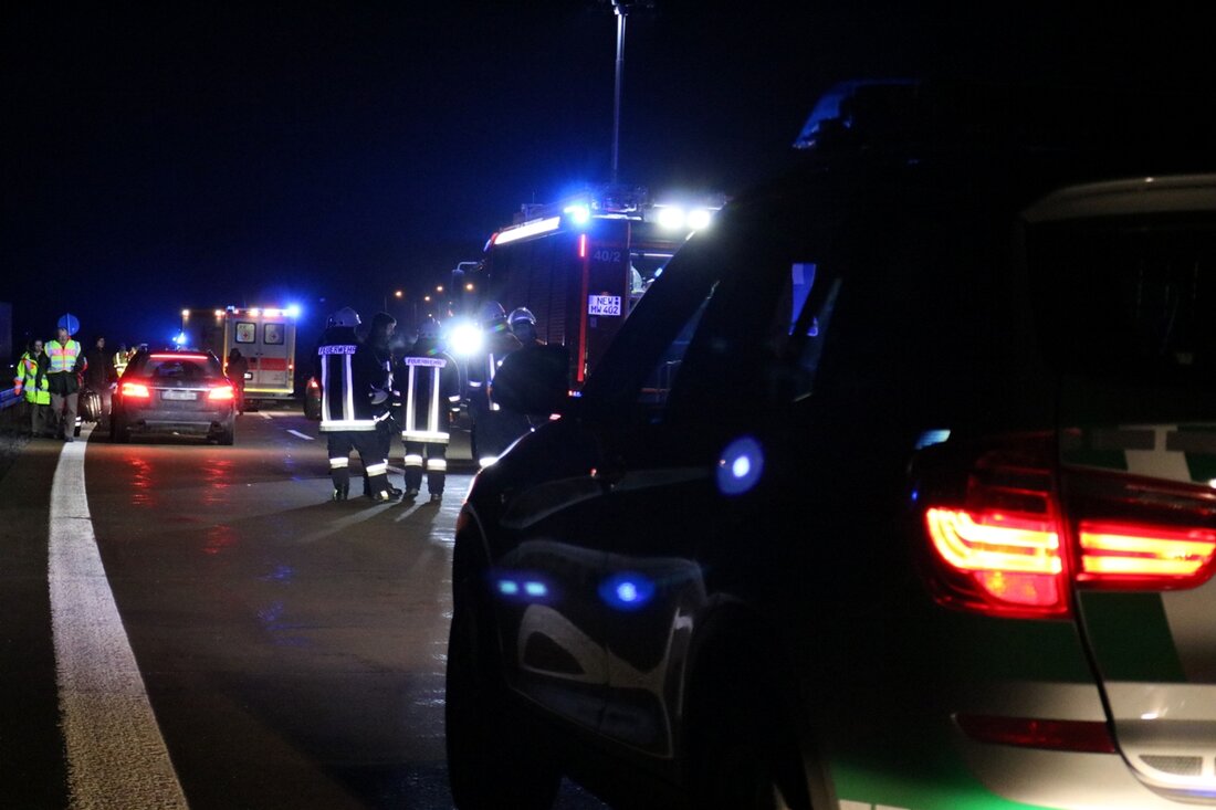Waidhaus. Am Sonntagabend ereignete sich auf der Autobahn A 6, in Fahrtrichtung Tschechien, nach der Ausfahrt Waidhaus, kurz vor dem Grenzübergang, ein schwerer Verkehrsunfall, bei dem eine Person getötet wurde. [&hellip;]