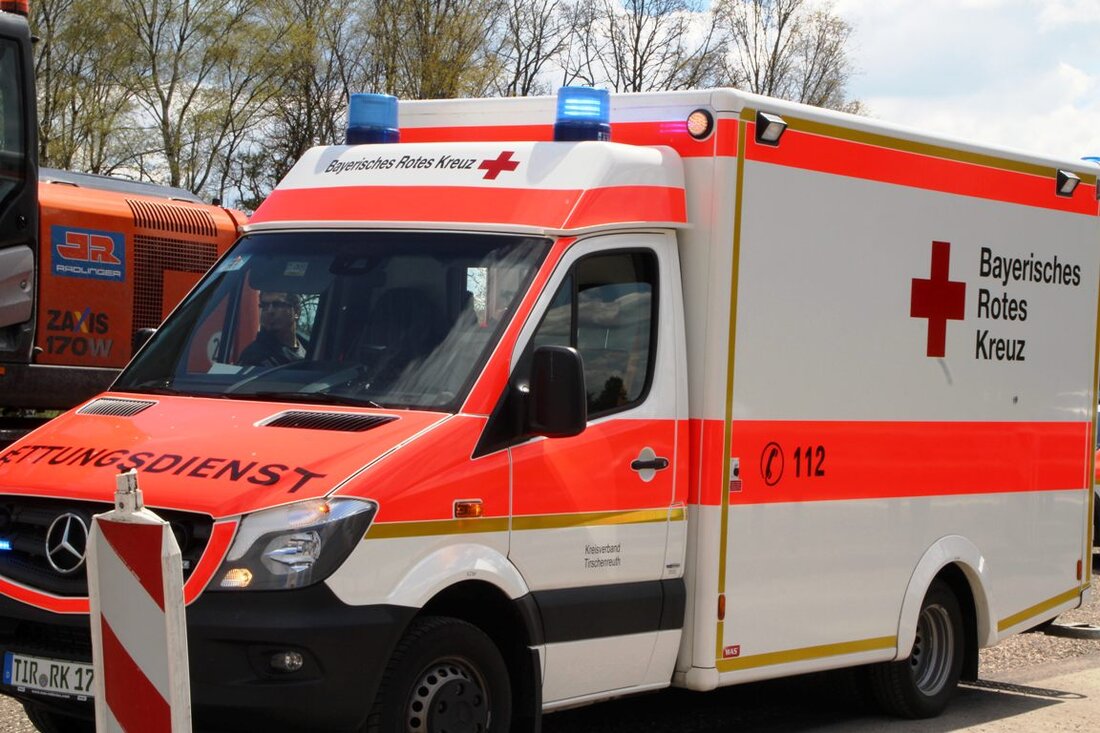 Pullenreuth. Bei einem Unfall heute Morgen stießen zwei Autos frontal zusammen. Heute Morgen gegen 09.20 Uhr bog ein Mann (77) aus dem Gemeindebereich Pullenreuth von Pullenreuth aus kommend nach links auf die [&hellip;]