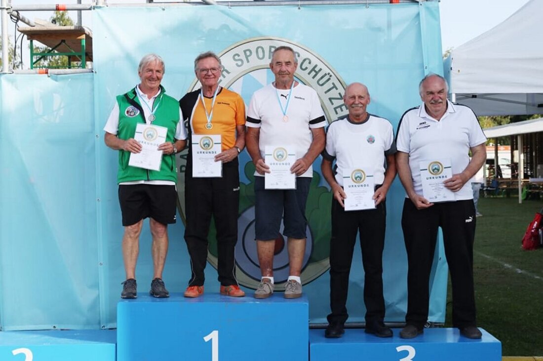 Pressath. Hubert Schulze, Ehrenmitglied der Pressather Eichenlaub-Schützengesellschaft, gewinnt bei den Bayerischen Meisterschaften der Bogenschützen einen weiteren Landesmeistertitel. Er erzielte 648 Ringe und setzte sich mit 31 Ringen Vorsprung durch, seine nächste Herausforderung ist die Deutsche Meisterschaft in Wiesbaden.