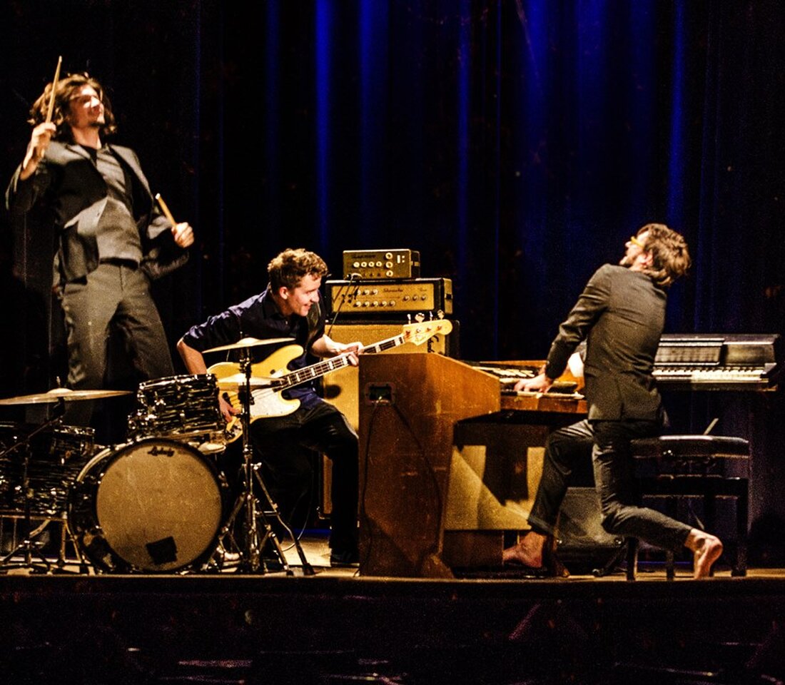 Windischeschenbach. “Die Vintage Krassomaten” von Organ Explosion kommen mit ihrem Live-Programm  an den Schafferhof. Für das Konzert des Trios könnt ihr hier bei uns Karten gewinnen!  “Reif für’s Museum, doch [&hellip;]