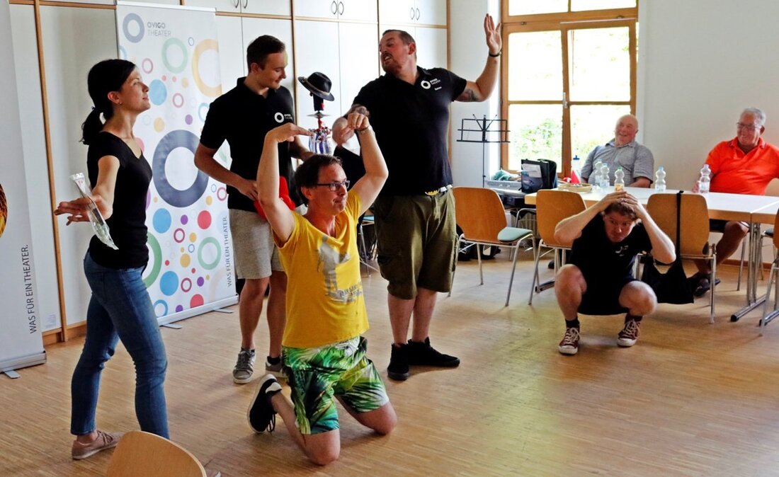 Waldsassen/Neusath-Perschen. Theater verbindet Menschen – das zeigte sich bei einem Tag in Neusath-Perschen bei dem eine Gruppe aus Waldsassen mit Darstellern des OVIGO-Theaters ein Theater der besonderen Art aufführte.  Die [&hellip;]