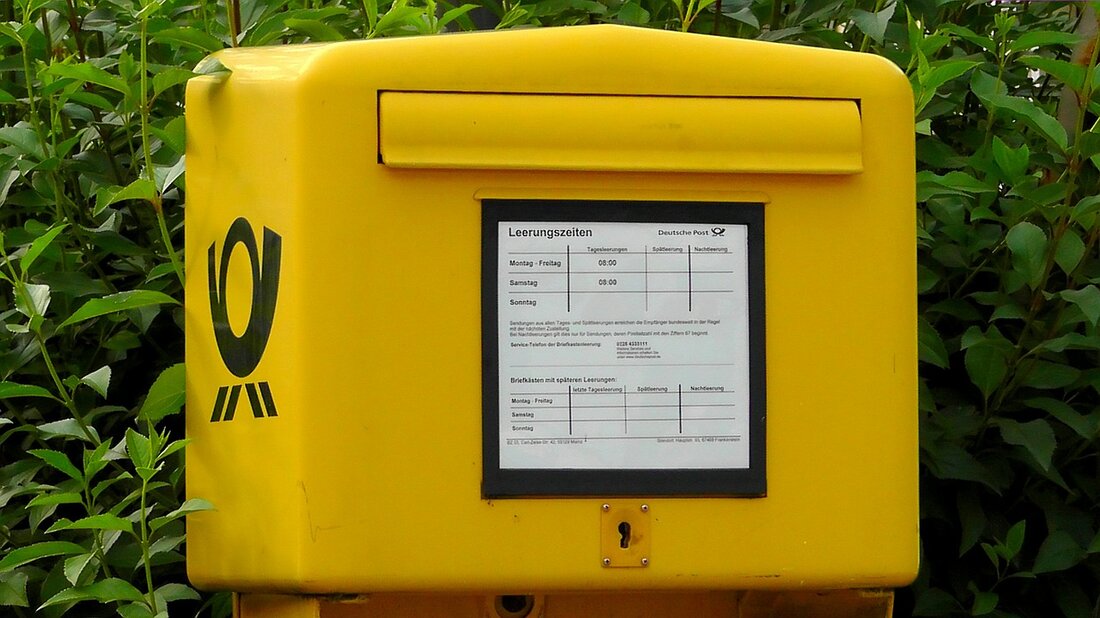 Vohenstrauß. Ein Gewerbetreibender aus Vohenstrauß zeigte gestern bei der Polizei ein angebliches amtliches Schreiben an. Der Brief fordert dazu auf, sein Gewerbe zu registrieren, dadurch schließt man allerdings ein teures [&hellip;]