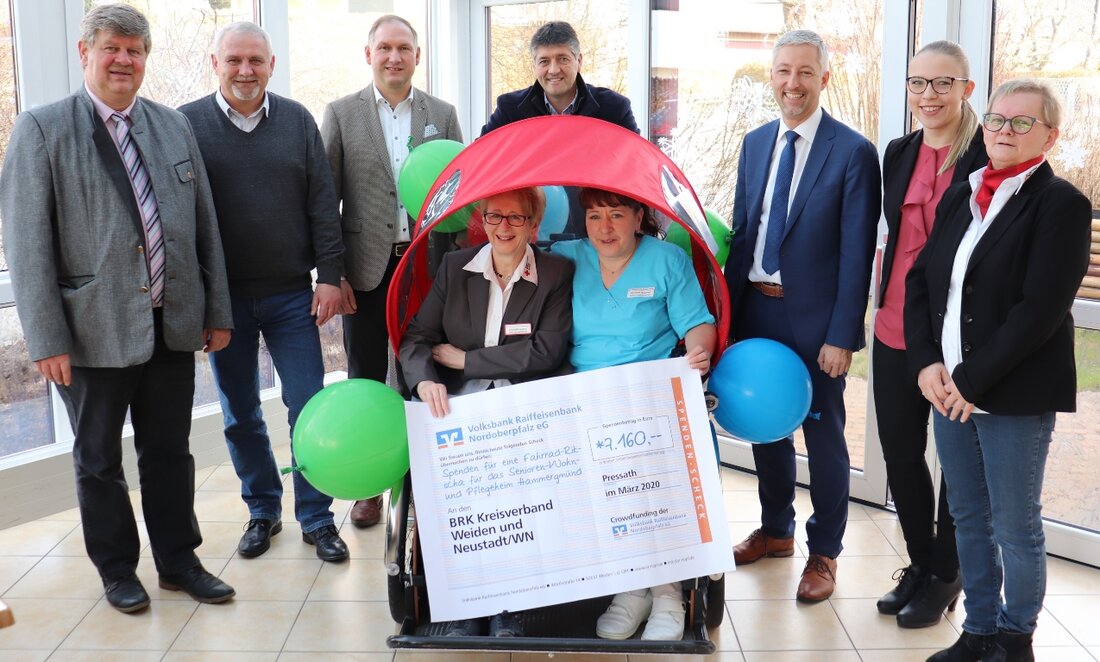 Hammergmünd. Die unermüdlichen Bemühungen der engagierten Betreuungskraft Andrea Ferstel tragen jetzt Früchte: Ab sofort können die Bewohner des BRK-Seniorenheims Hammergmünd mit einer Fahrradrikscha die Gegend rund um Gmünd und Grafenwöhr [&hellip;]