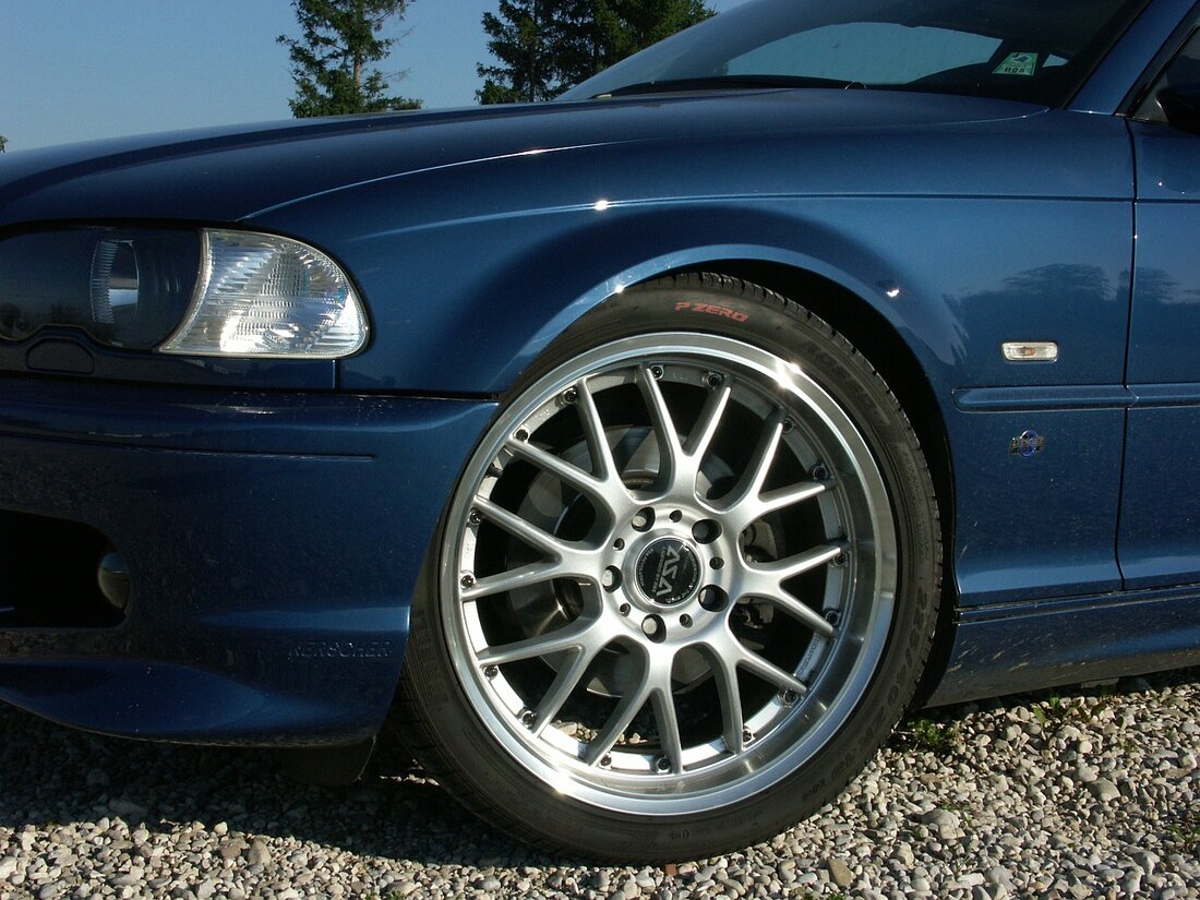 Grafenwöhr. Ein Unbekannter machte sich an den Radmuttern eines BMWs in Grafenwöhr zu schaffen. Die Polizei sucht Zeugen. In der Zeit von 12.05.19, 23.00 Uhr, bis 16.05.19, gegen 09.00 Uhr, [&hellip;]