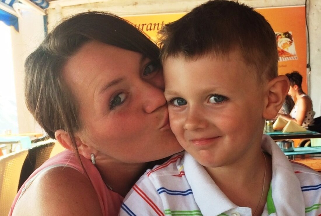 Weiden. Der kleine Robin (6) ist auf dem Weg der Besserung. Seit Dienstag ist der tapfere junge Mann nicht mehr isoliert untergebracht und durfte sogar an die frische Luft. Seit [&hellip;]