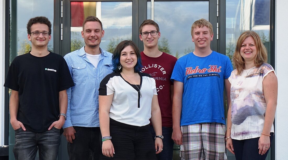 Altenstadt/WN. Darauf können die Chefs schon ein bisschen stolz sein: Alle fünf Azubis schlossen ihre Ausbildung mit einer eins vor dem Komma ab. Herzlichen Glückwunsch. Die fünf Auszubildenden haben aber [&hellip;]