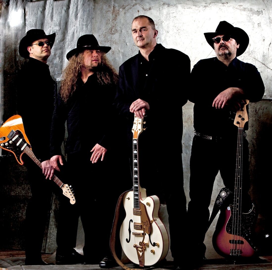 Neuhaus/Windischeschenbach. Nachdem das Konzert am 1. April krankheitsbedingt leider ausfallen musste, hat das Warten jetzt endlich ein Ende: Sacco &amp; Mancetti holen ihr Konzert auf dem Schafferhof endlich nach.  Am [&hellip;]