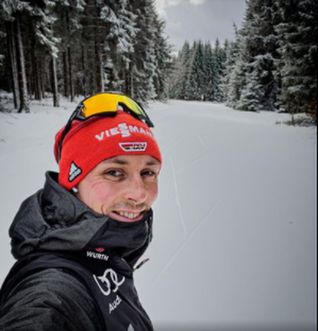Flossenbürg/Kitzbühel. Auch im Skiurlaub mit der Familie entkommt Eric Frenzel nicht der Schanze. Seine Tochter Emma fungiert dabei als Schanzenarchitektin, härteste Konkurrentin und strengste Schiedsrichterin.