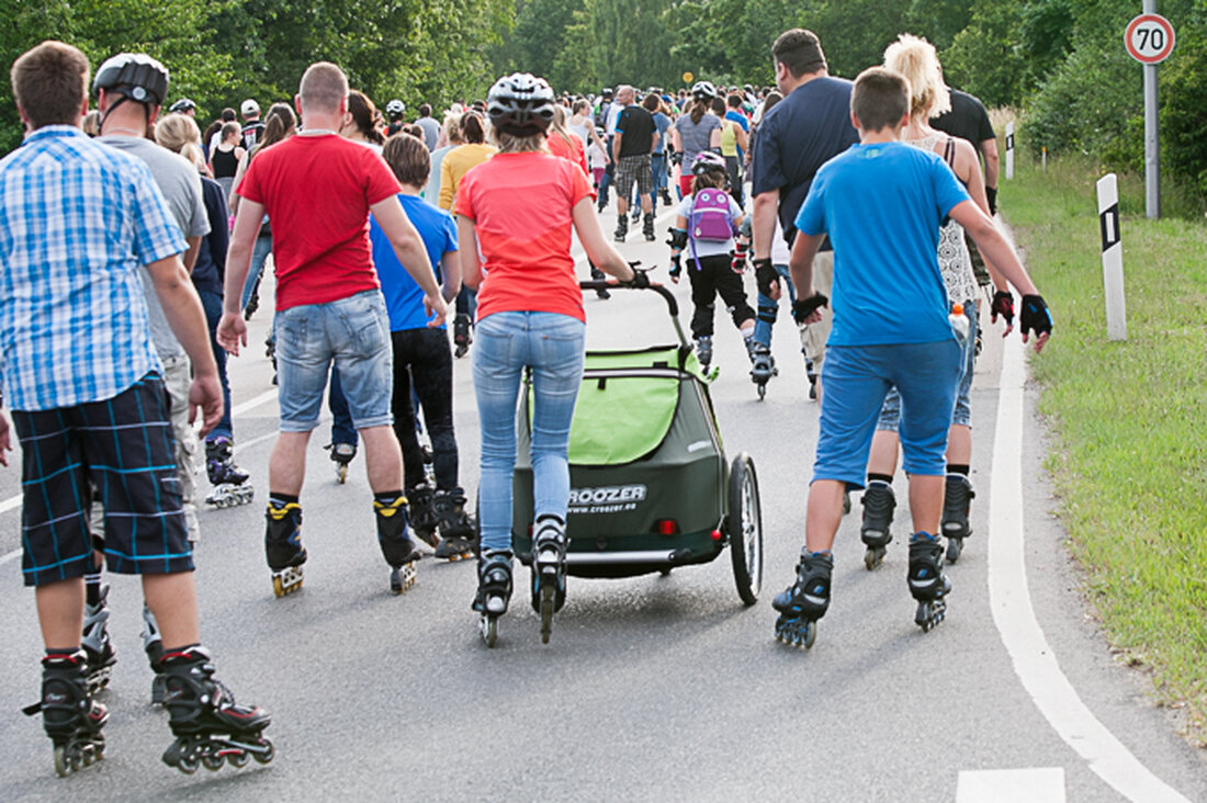 Weiden. Stehen eure Inline-Skates schon bereit? Am Freitag , 17. Juni 2016 findet die 19. Weidener Skate Night statt. Startpunkt ist um 19.30 Uhr. Der Start erfolgt in der Bürgermeister-Probst-Straße (A). Die [&hellip;]
