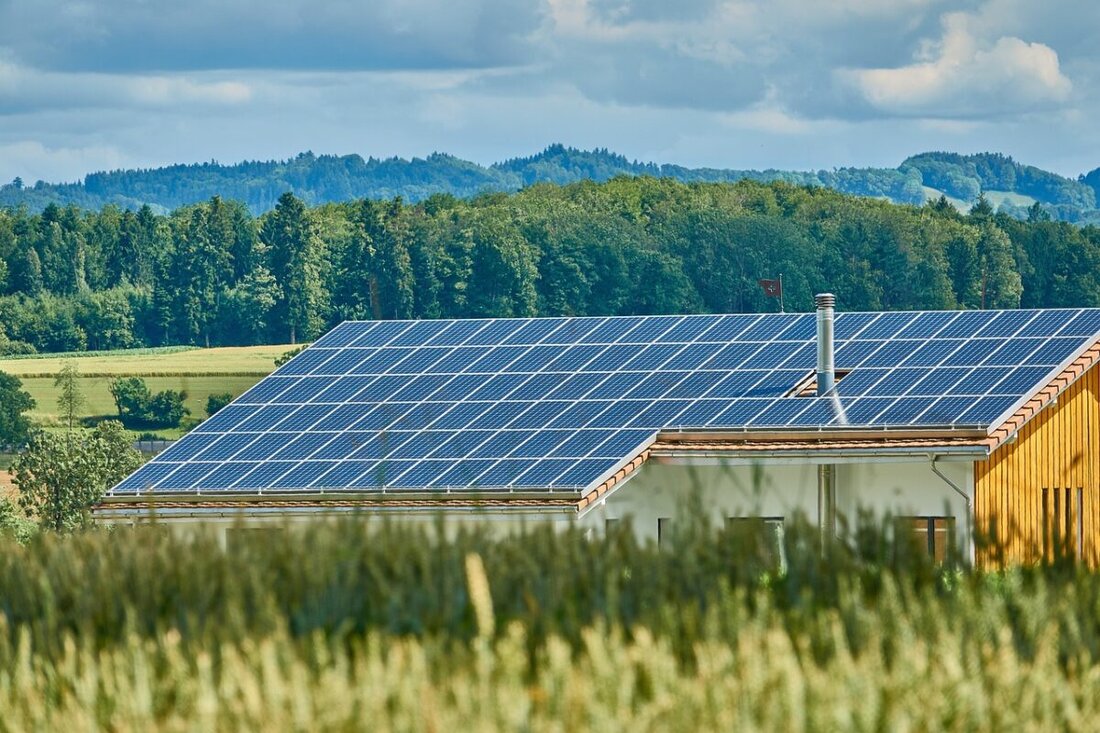 Regensburg. Der Anteil erneuerbarer Energien am Gesamtstromverbrauch in der Oberpfalz ist auf 66% gestiegen, jedoch ist die klimafreundliche Verkehrswende noch weit entfernt.
