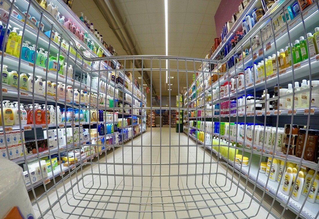 Eschenbach. Derbe Sprüche, Beleidigungen und Androhung von Schlägen hat sich eine Frau (63) anhören müssen, nachdem sie einen Mann im Supermarkt darauf aufmerksam macht, einen Mund-Nasen-Schutz zu tragen.  Die Polizei [&hellip;]