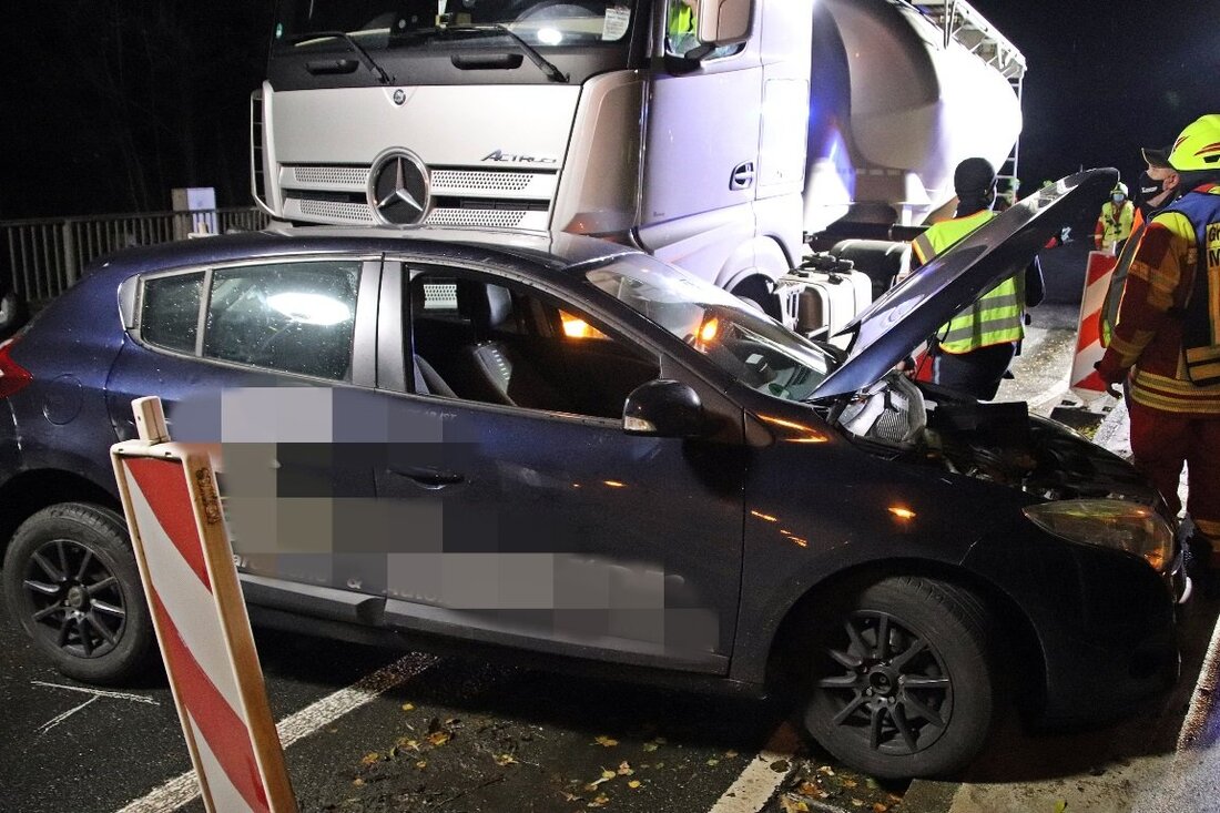 Mantel. Hier waren einige Schutzengel an Bord: Eine Autofahrerin übersieht einen Lkw, es kommt zum Zusammenstoß. Wie durch ein Wunder ist niemand verletzt. Am Freitagabend gegen 18:15 Uhr wollte eine [&hellip;]
