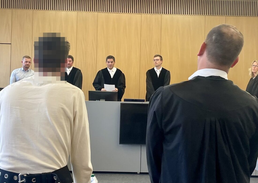 Weiden. Freunde eines der Betrugsopfer des Weidener Immobilienmaklers haben eine Spendenaktion ins Leben gerufen. Während dieser zu 7,5 Jahren Haft verurteilt wurde, zahlt die geschädigte Frau die nächsten 27 Jahre einen Schuldenberg ab, den er verursacht hat.