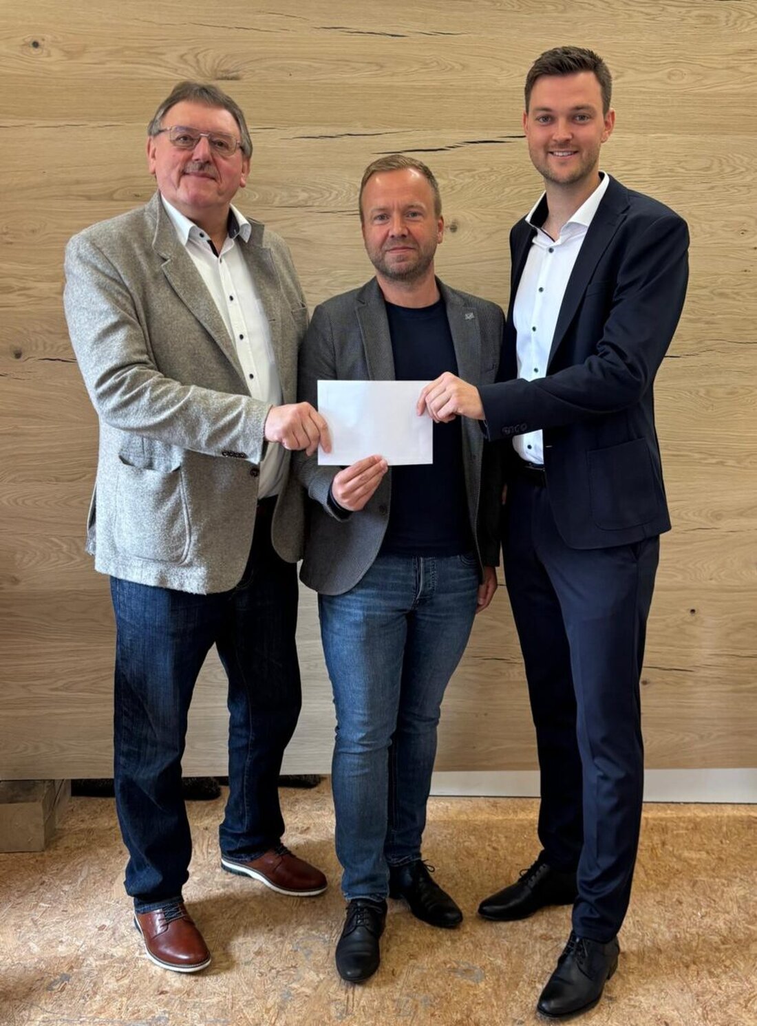 Vilseck. Die Stadt freut sich über einen großen Geldsegen aus der RZWas-Härtefallförderung. Insgesamt 3,4 Millionen Euro werden der Stadt im Jahr 2025 für wesentliche Wasser- und Kanalsanierungen zur Verfügung gestellt.