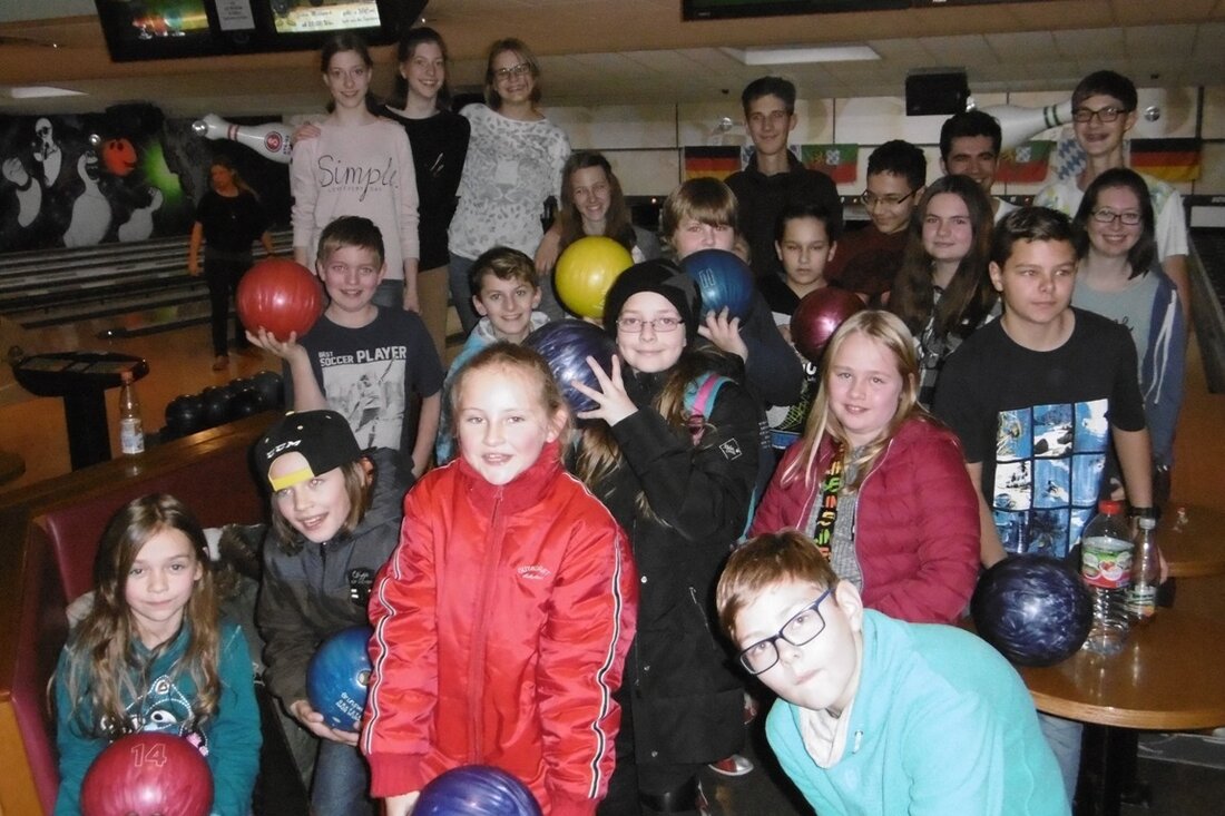 Wurz. Wenn das nicht gleich mehrere Strikes auf einmal waren: Der Ausflug der Wurzer Ministranten in die Bowlingwelt brachte gleich mehrere Vorteile mit sich. Und Spaß machte es den Minis offensichtlich [&hellip;]