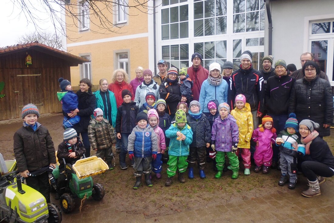 Wurz. Trotz des nicht sehr freundlichen Wetters beteiligten sich fast alle Familien an der Gartenaktion im Kindergarten St. Matthäus in Wurz. Dank der vielen Helfer konnte der Garten schnell winterfest gemacht [&hellip;]